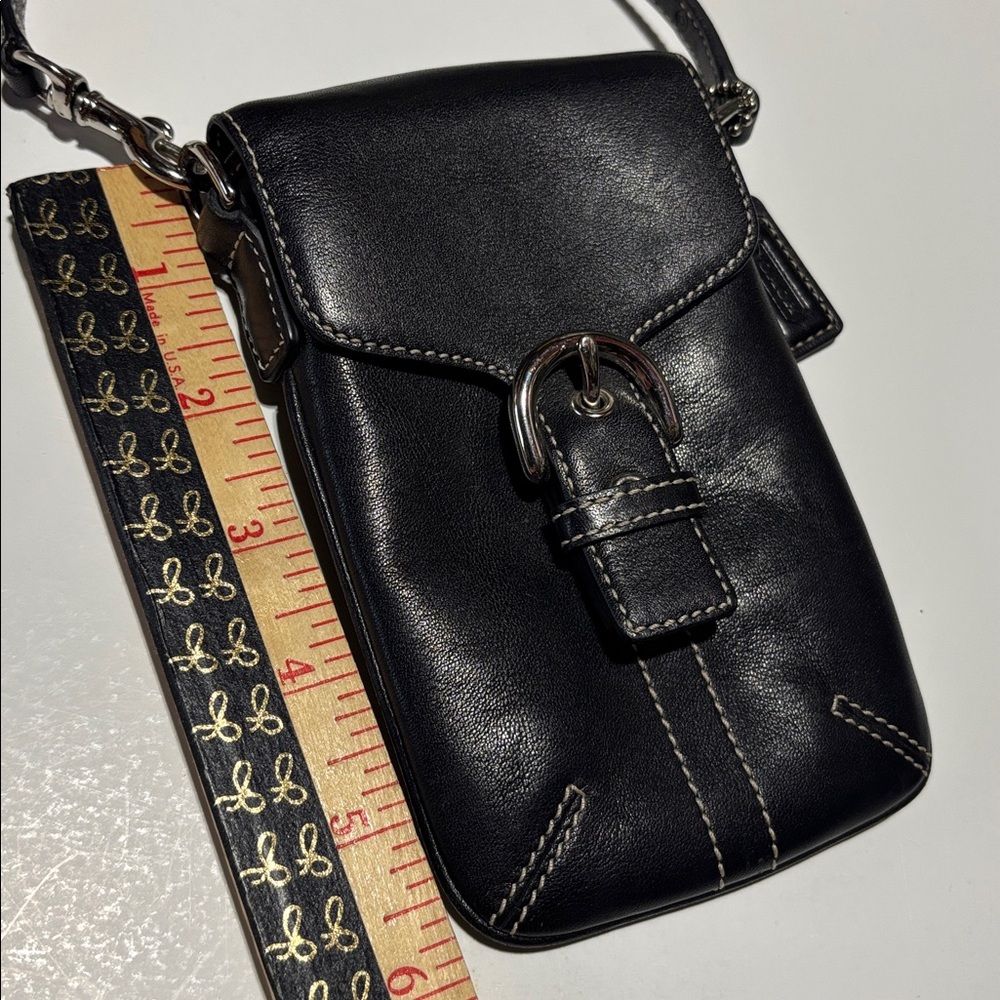 Coach Black Vintage Y2K Soho Wristlet Coach Black Leather Cell Phone Holder Y2K - Picture 10 of 16
